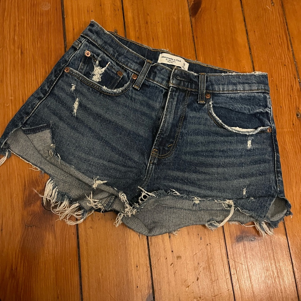 A&F The Mom Short